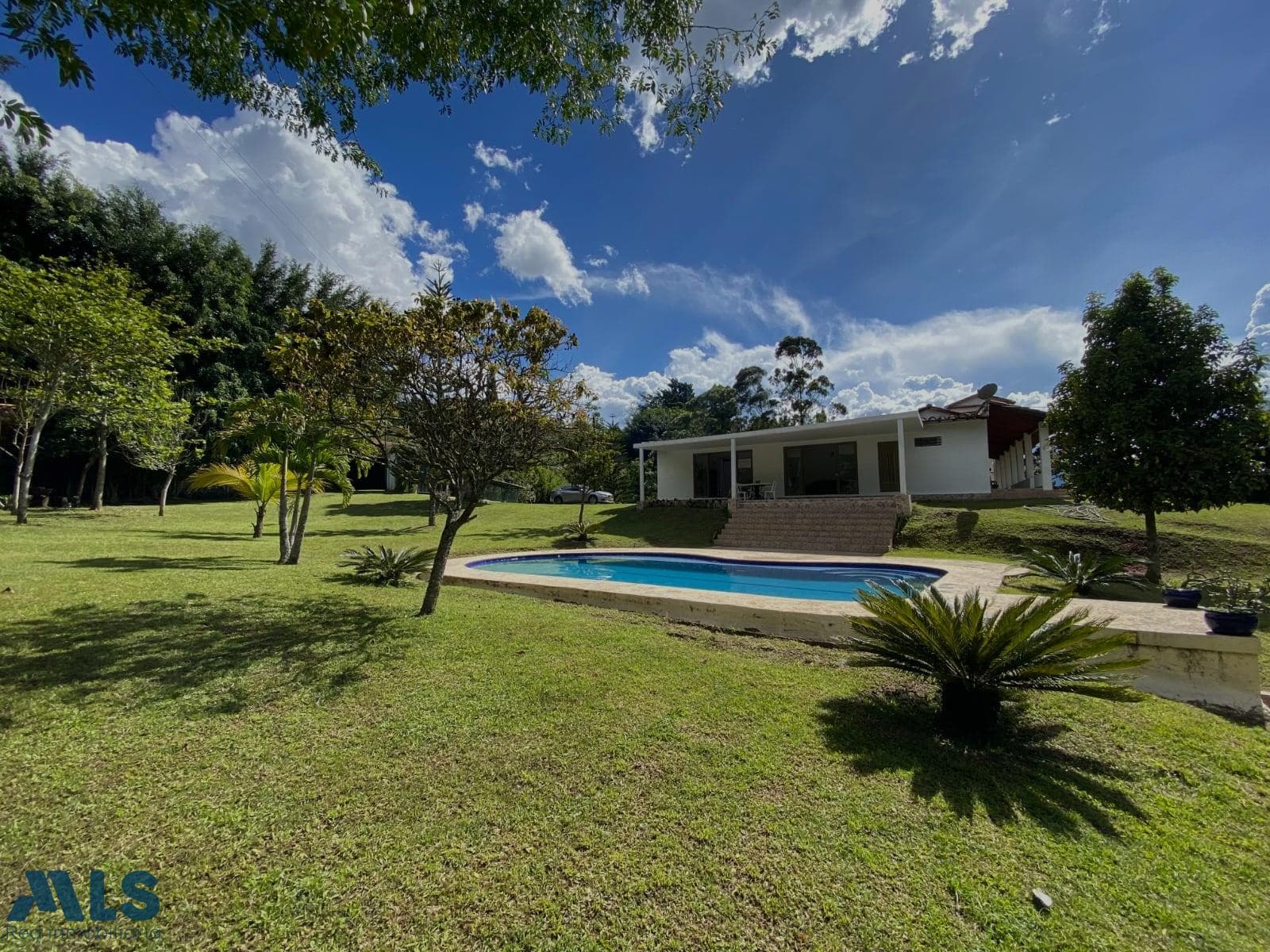 Finca Recreativa en venta en V. El Convento, Norte, Copacabana — foto 1 de 12