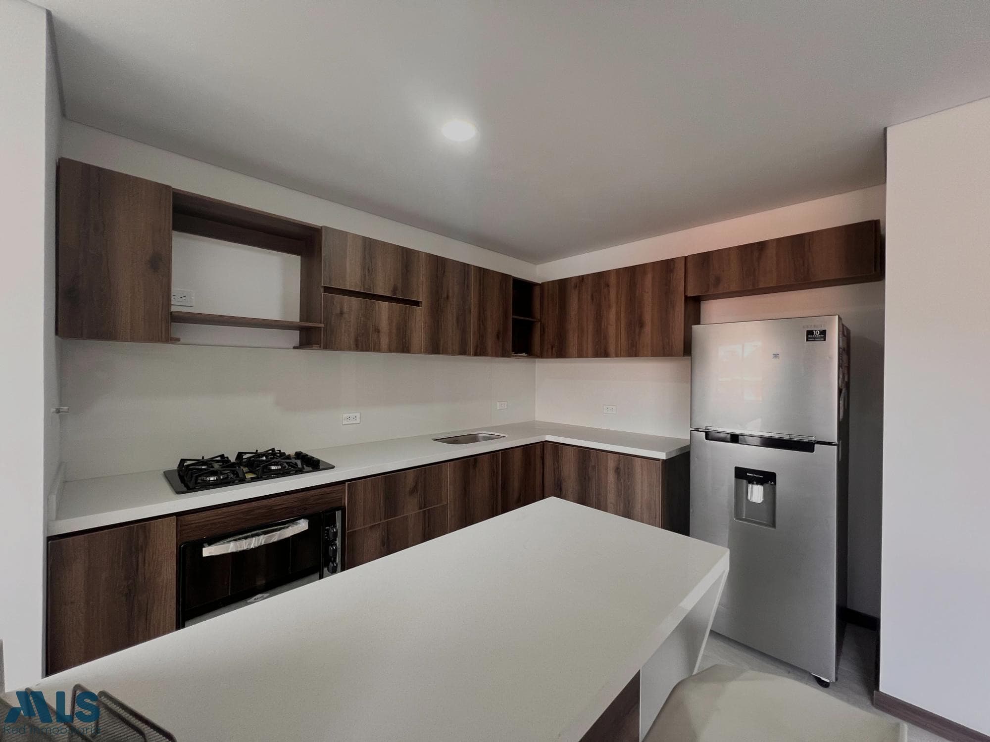 Apartamento en venta en San Antonio De Pereira, Oriente Antioqueño, Rionegro — foto 1 de 13