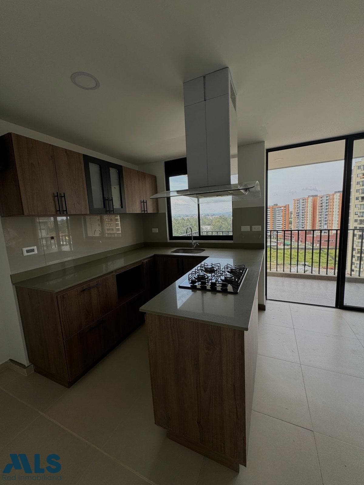 Apartamento en venta en San Antonio De Pereira, Oriente Antioqueño, Rionegro — foto 1 de 11