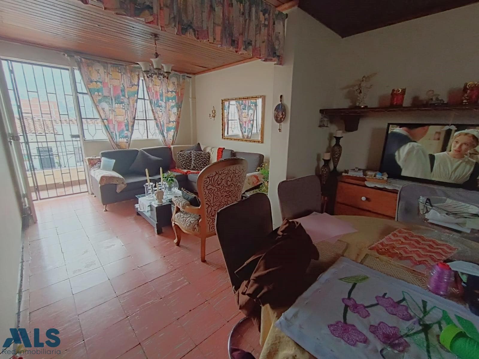 Apartamento en venta en Buenos Aires, Centro, Medellín — foto 1 de 10
