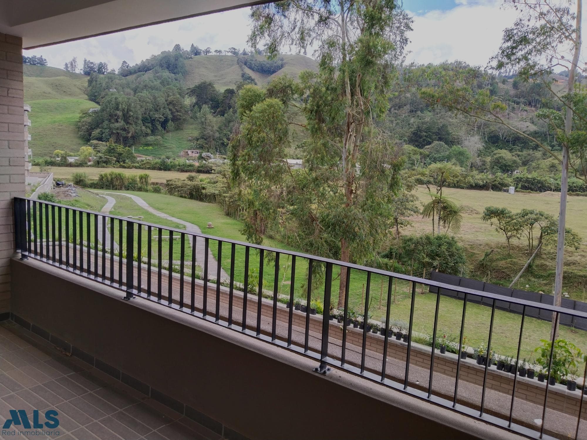 Apartamento en venta en V. La Argentina, Oriente Antioqueño, El Retiro — foto 1 de 32