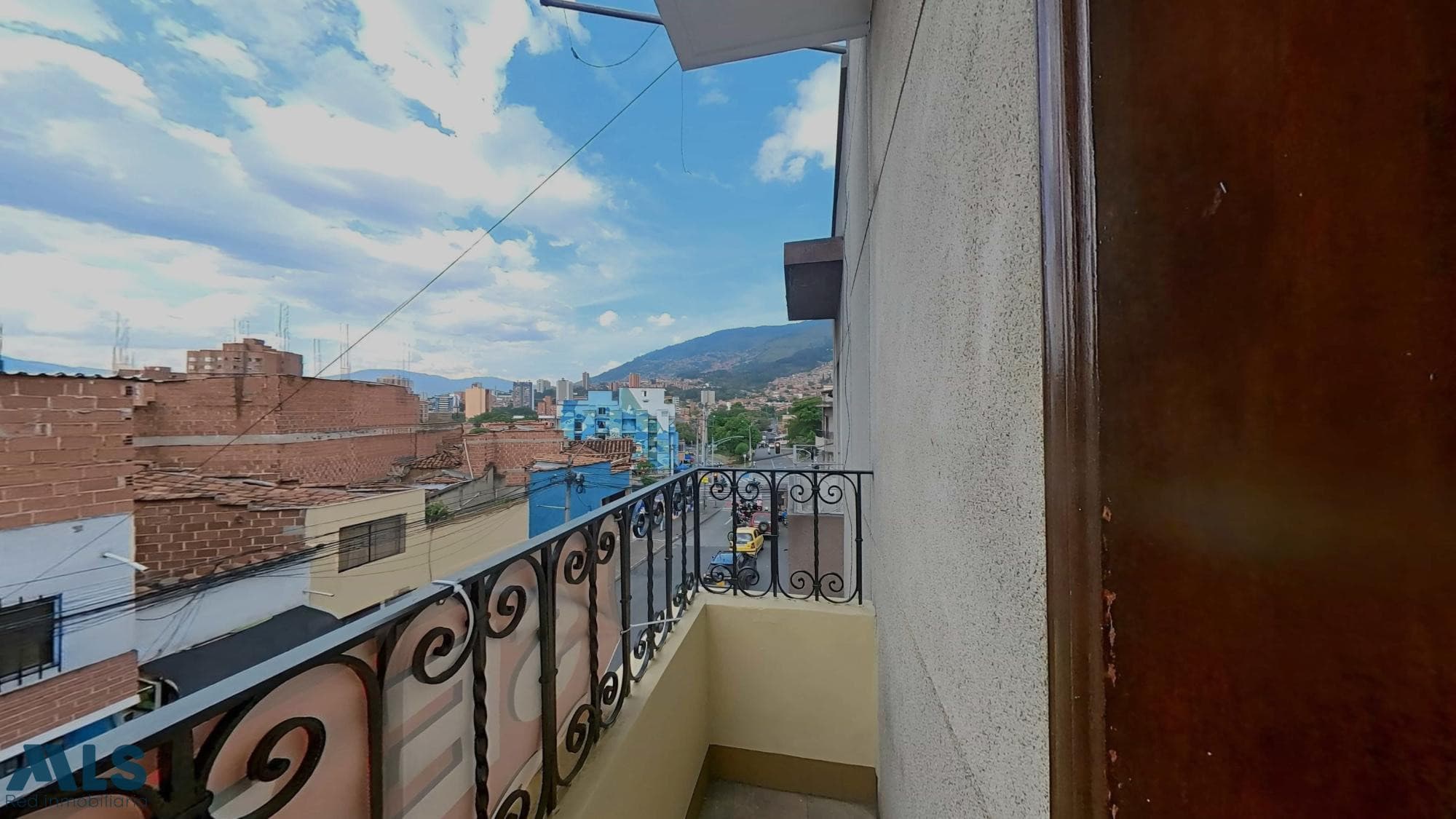Casa en venta en Buenos Aires, Centro, Medellín — foto 1 de 28