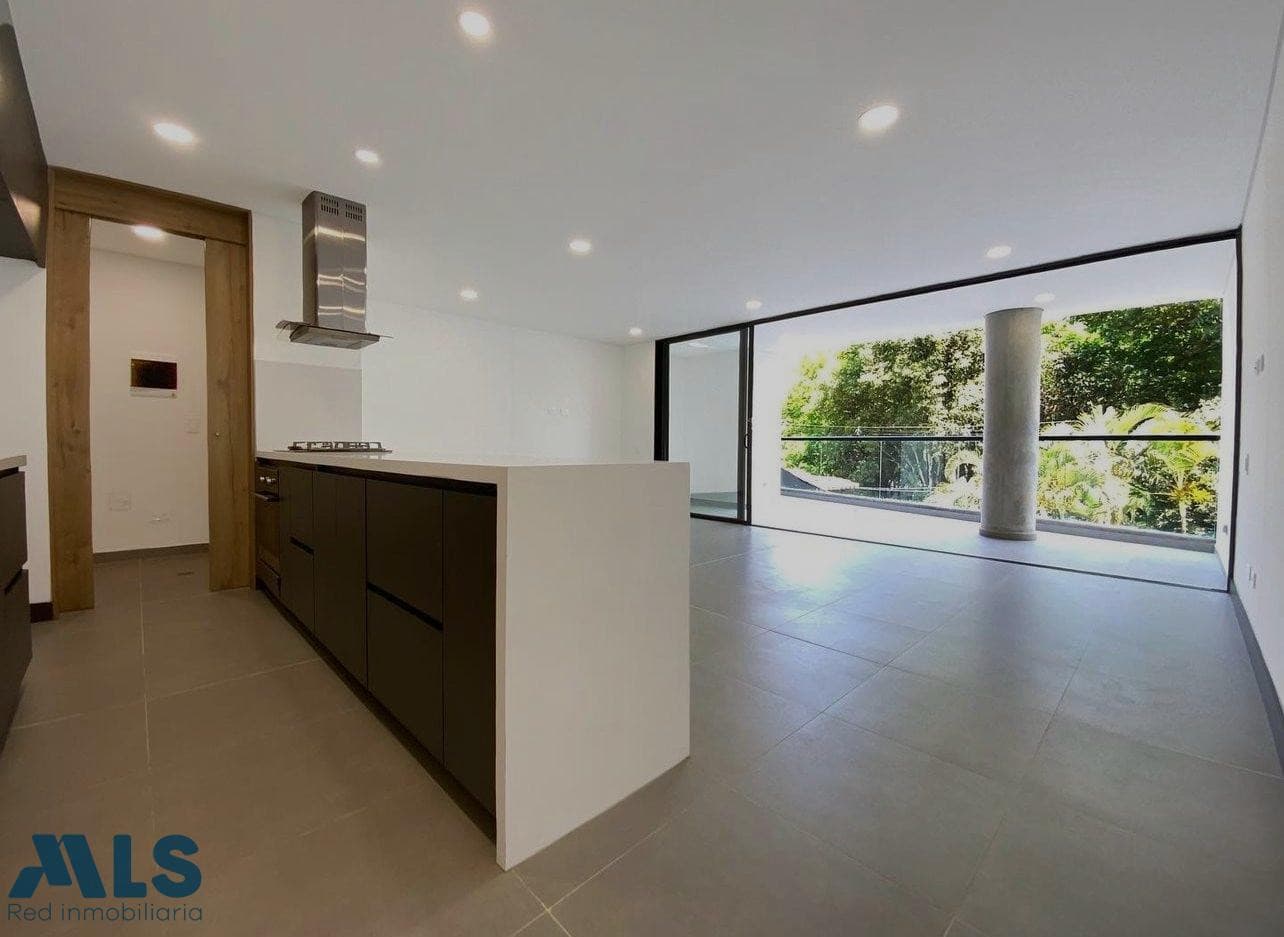 Apartamento en venta en Nogal, Laureles, Medellín — foto 1 de 10