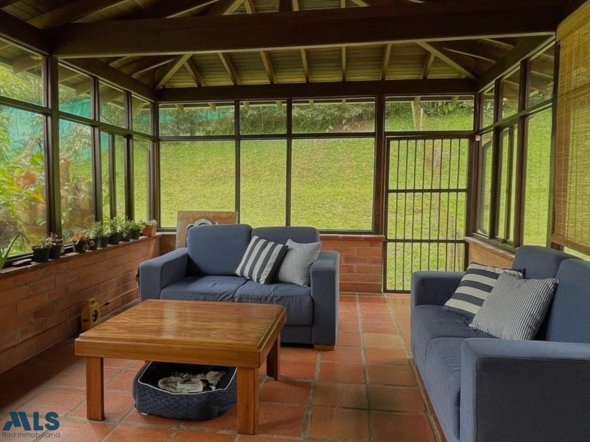 Casa en venta en Alto De Las Flores, Aburra Sur, Sabaneta — foto 1 de 16