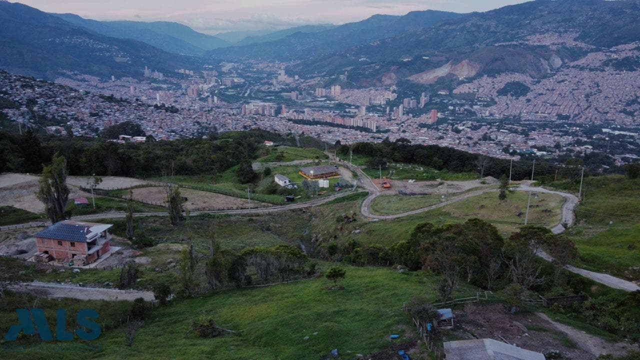Lote Residencial en venta en San Félix, Norte, Bello — foto 1 de 8