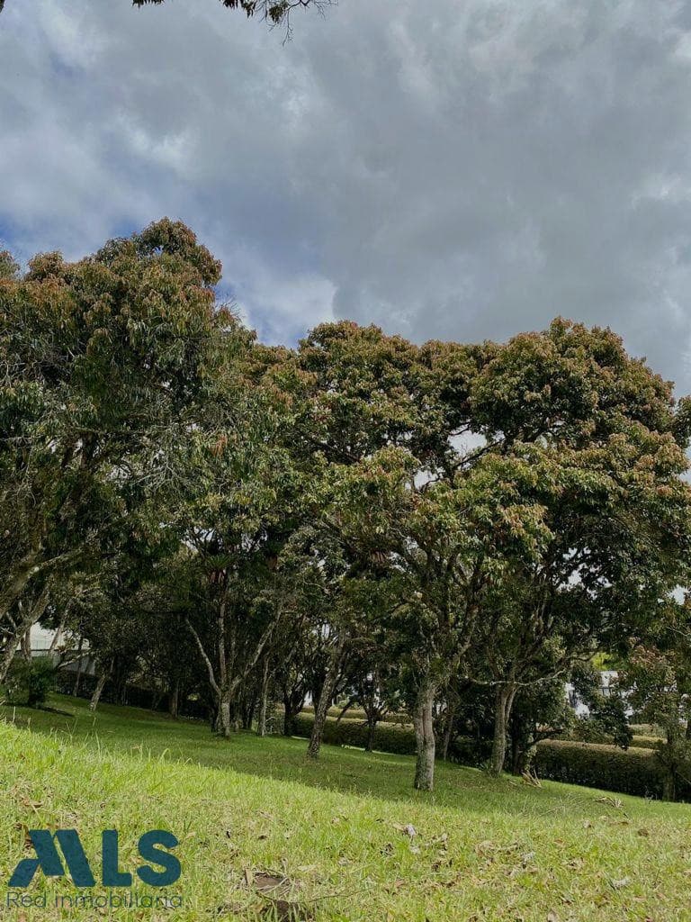 Lote Residencial en venta en V. Vilachuaga, Oriente Antioqueño, Rionegro — foto 1 de 13
