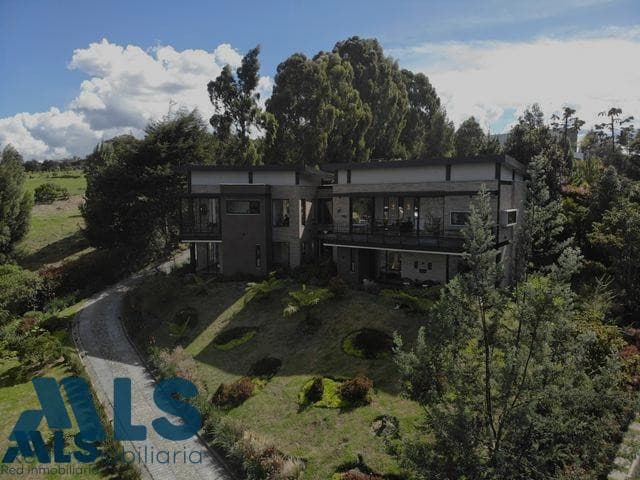 Casa en venta en Alto De Las Palmas, Aburra Sur, Envigado — foto 1 de 30