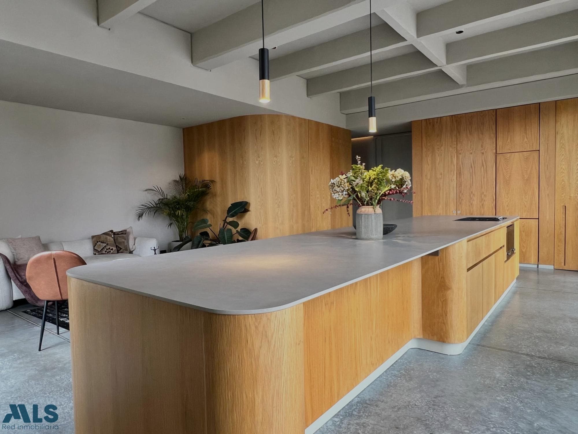 Apartamento en venta en La Florida, Poblado, Medellín — foto 1 de 21