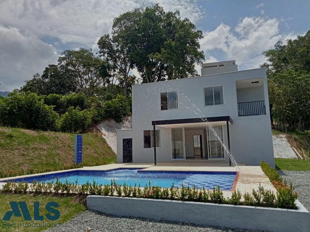 Casa en venta en C. Córdoba, Occidente Antioqueño, Sopetrán — foto 1 de 31