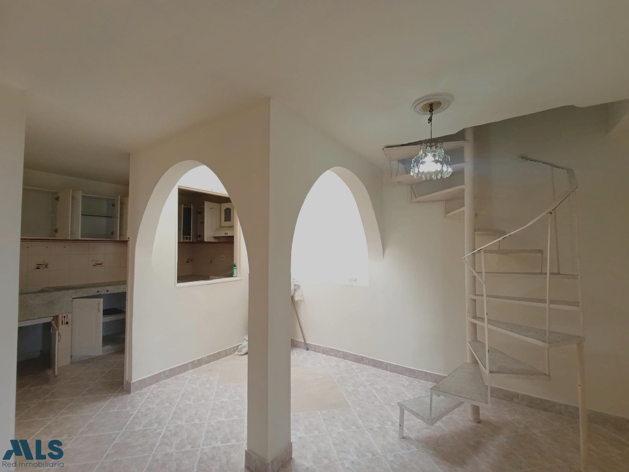 Casa en venta en Belén Guayabal, Medellín — foto 1 de 19