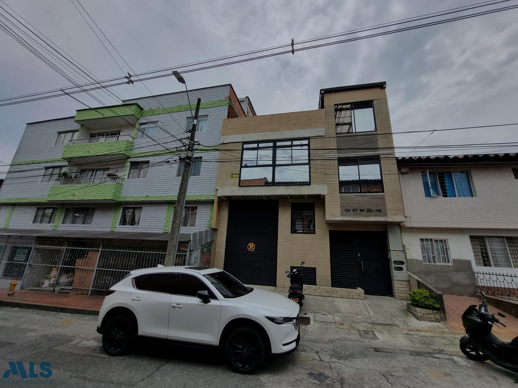 Bodega en venta en Santa Fe, Belén Guayabal, Medellín — foto 1 de 21