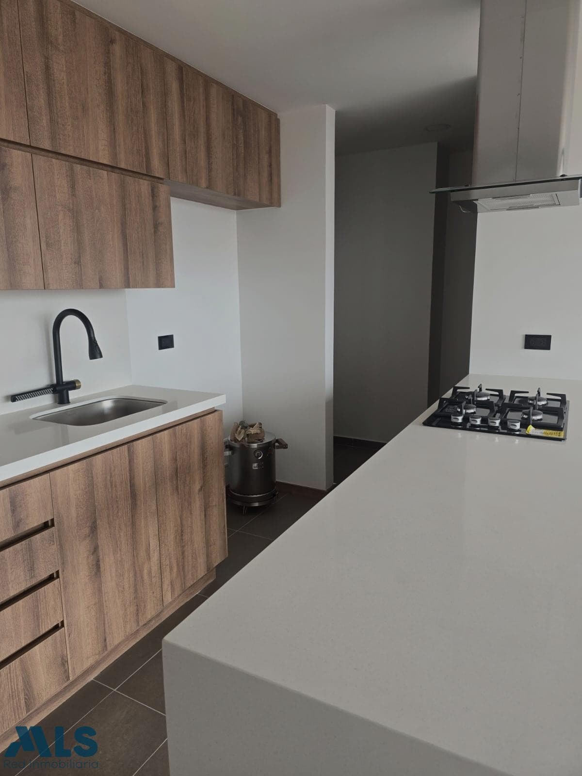 Apartamento en venta en El Trianón, Aburra Sur, Envigado — foto 1 de 22
