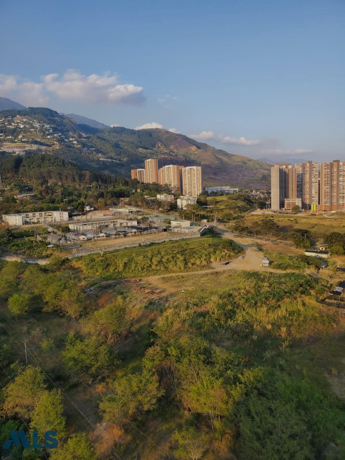 Apartamento en venta en Navarra, Norte, Bello — foto 1 de 27
