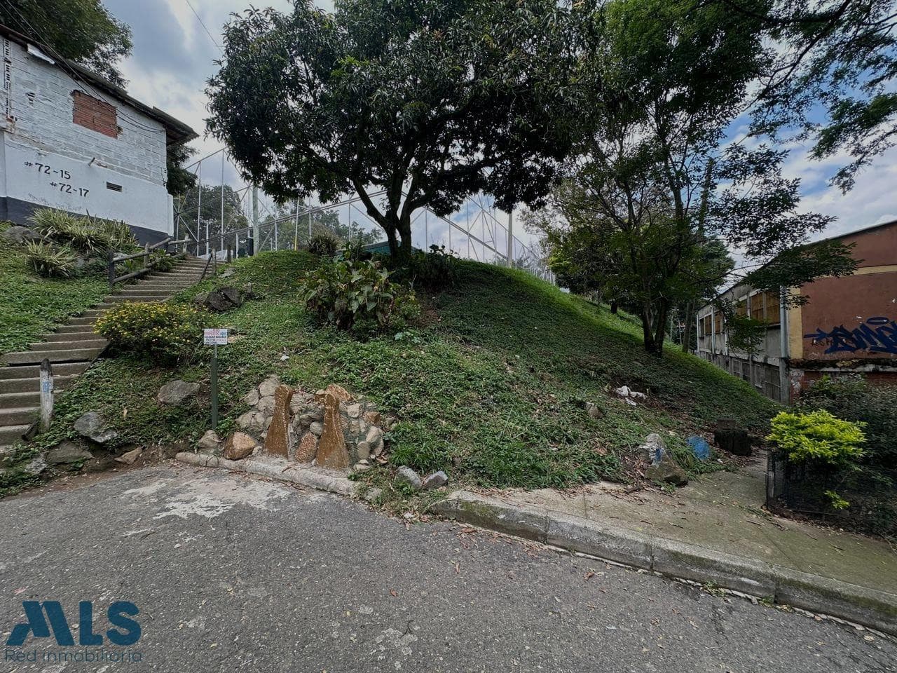 Apartamento en venta en Florencia, Occidente, Medellín — foto 1 de 11