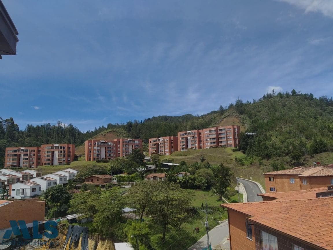Apartamento en venta en Campestre, Oriente Antioqueño, El Retiro — foto 1 de 19