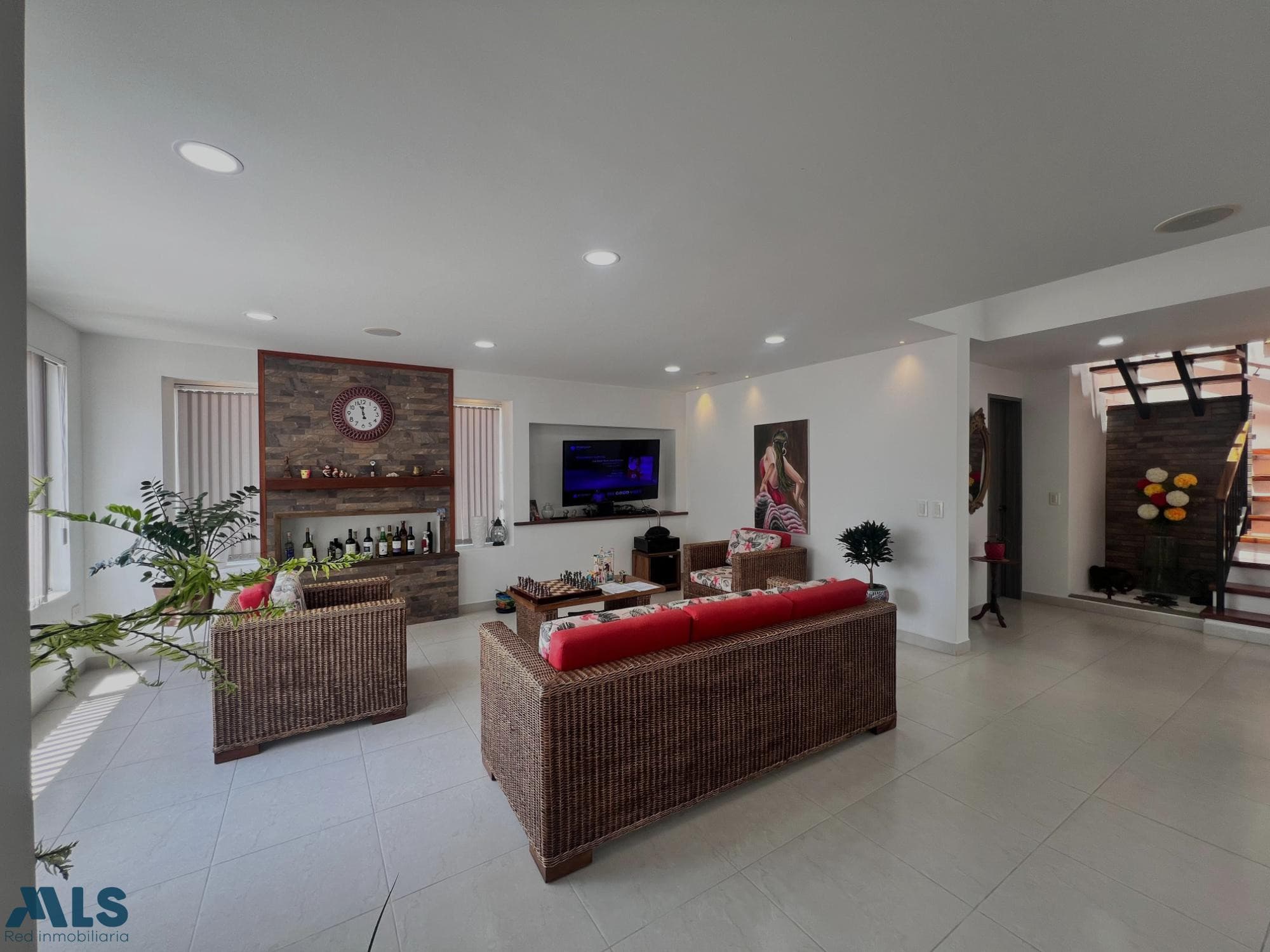 Casa en venta en Corredor La El Retiro, Oriente Antioqueño, La Ceja — foto 1 de 21