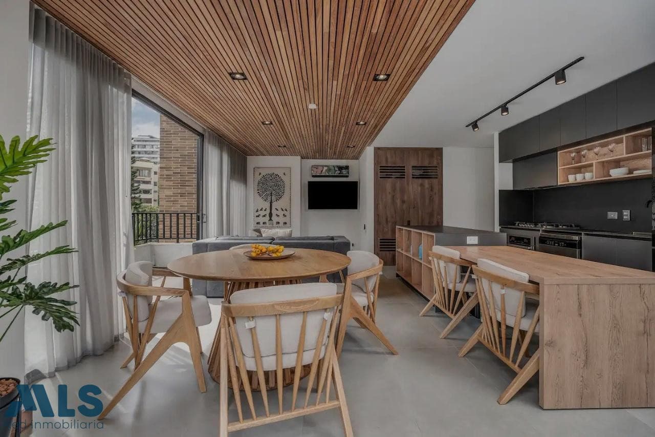 Apartamento en venta en Oviedo, Poblado, Medellín — foto 1 de 28