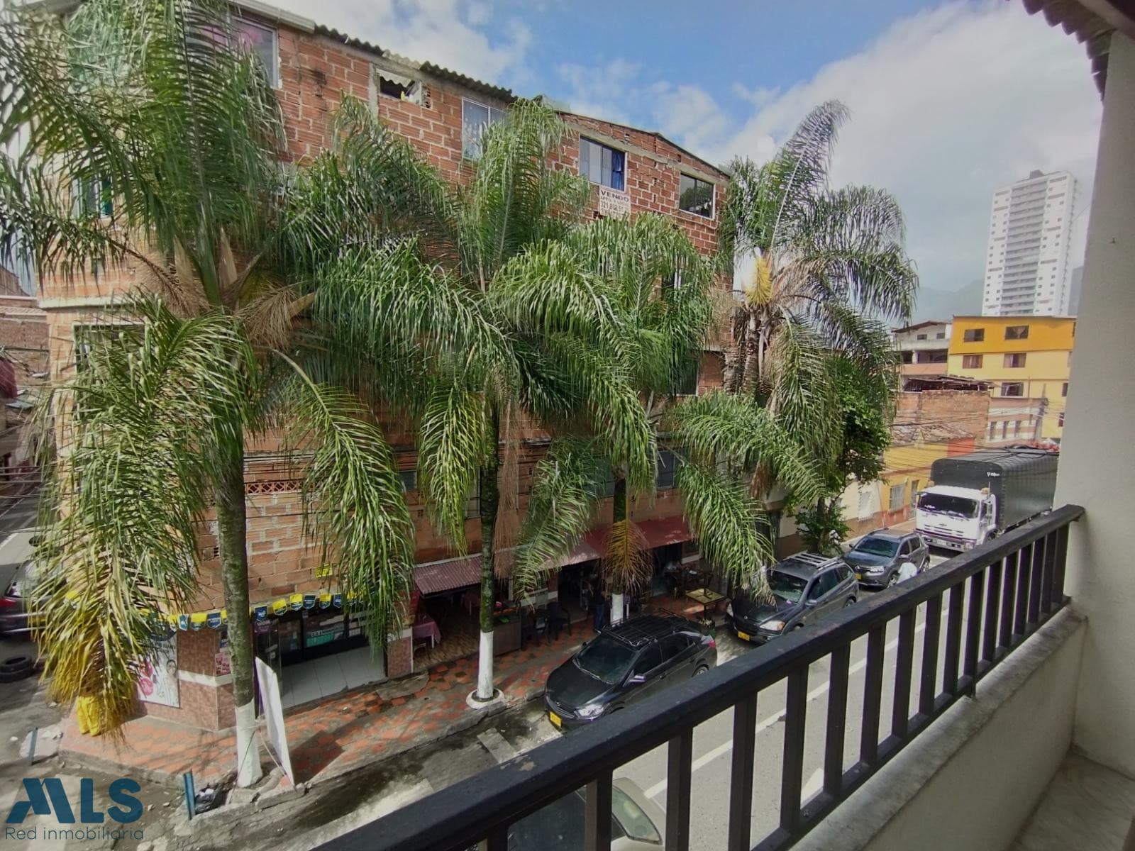 Apartamento en venta en Las Granjas, Norte, Bello — foto 1 de 16