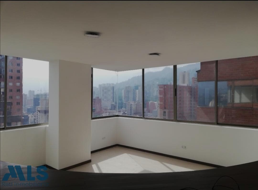 Apartamento en venta en Calle Larga, Aburra Sur, Sabaneta — foto 1 de 13