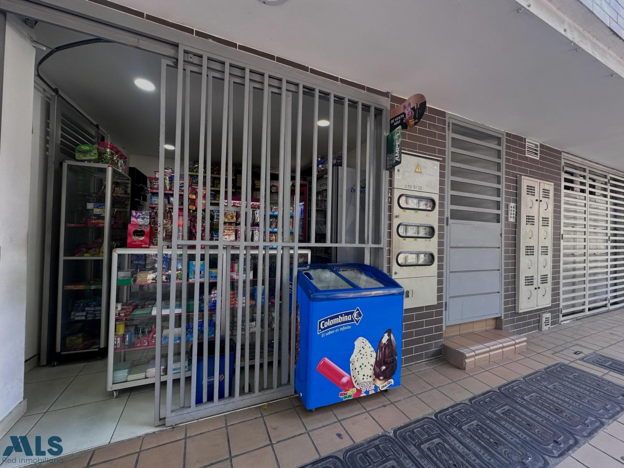 Local Comercial en venta en Andalucía, Norte, Bello — foto 1 de 8