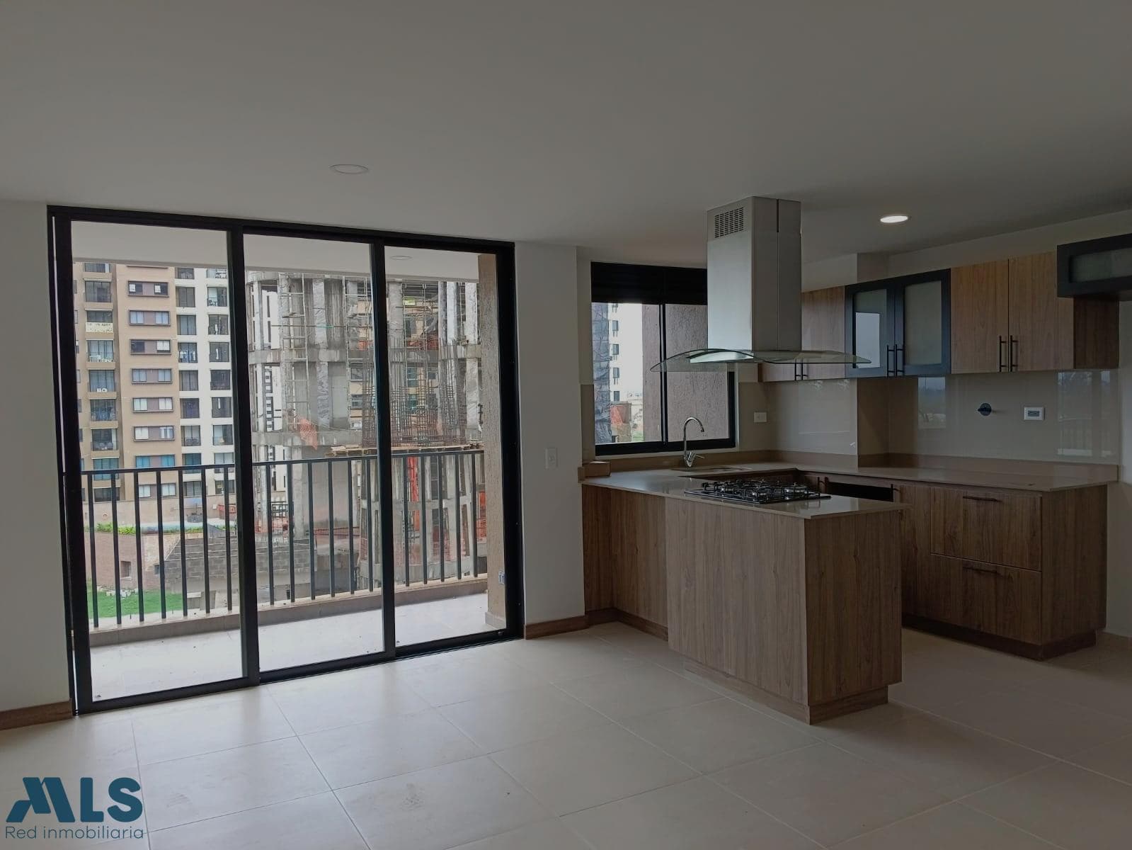 Apartamento en venta en San Antonio De Pereira, Oriente Antioqueño, Rionegro — foto 1 de 17