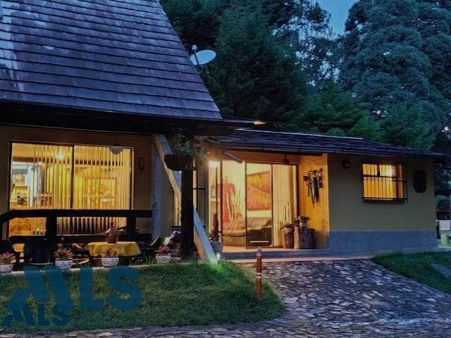 Casa en venta en Alto De Las Palmas, Aburra Sur, Envigado — foto 1 de 20