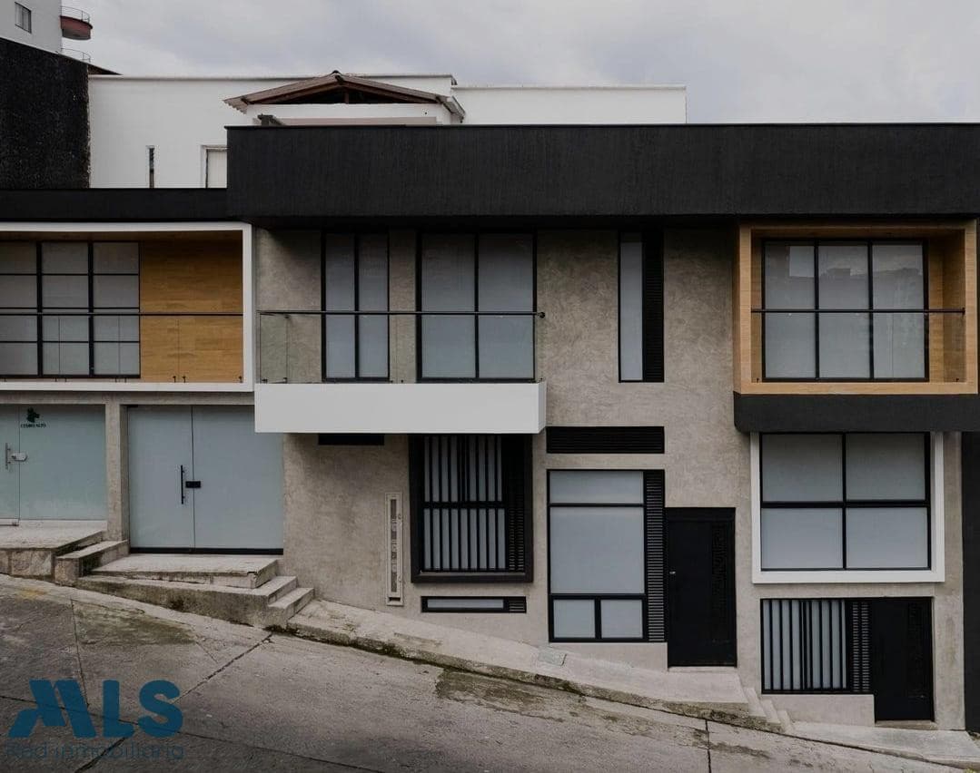 Edificio en venta en Alpes, Otras Zonas, Pereira — foto 1 de 55