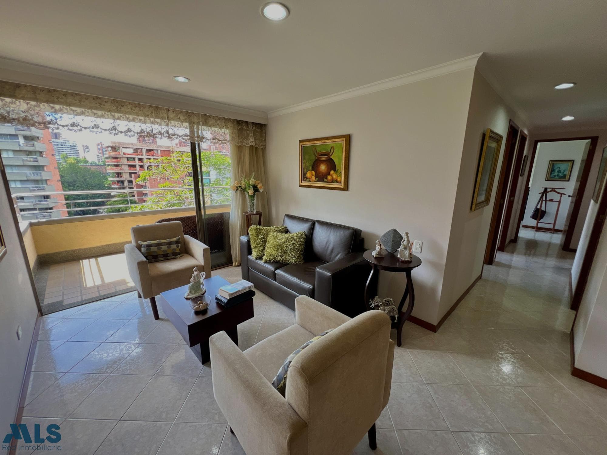 Apartamento en venta en Provenza, Poblado, Medellín — foto 1 de 18