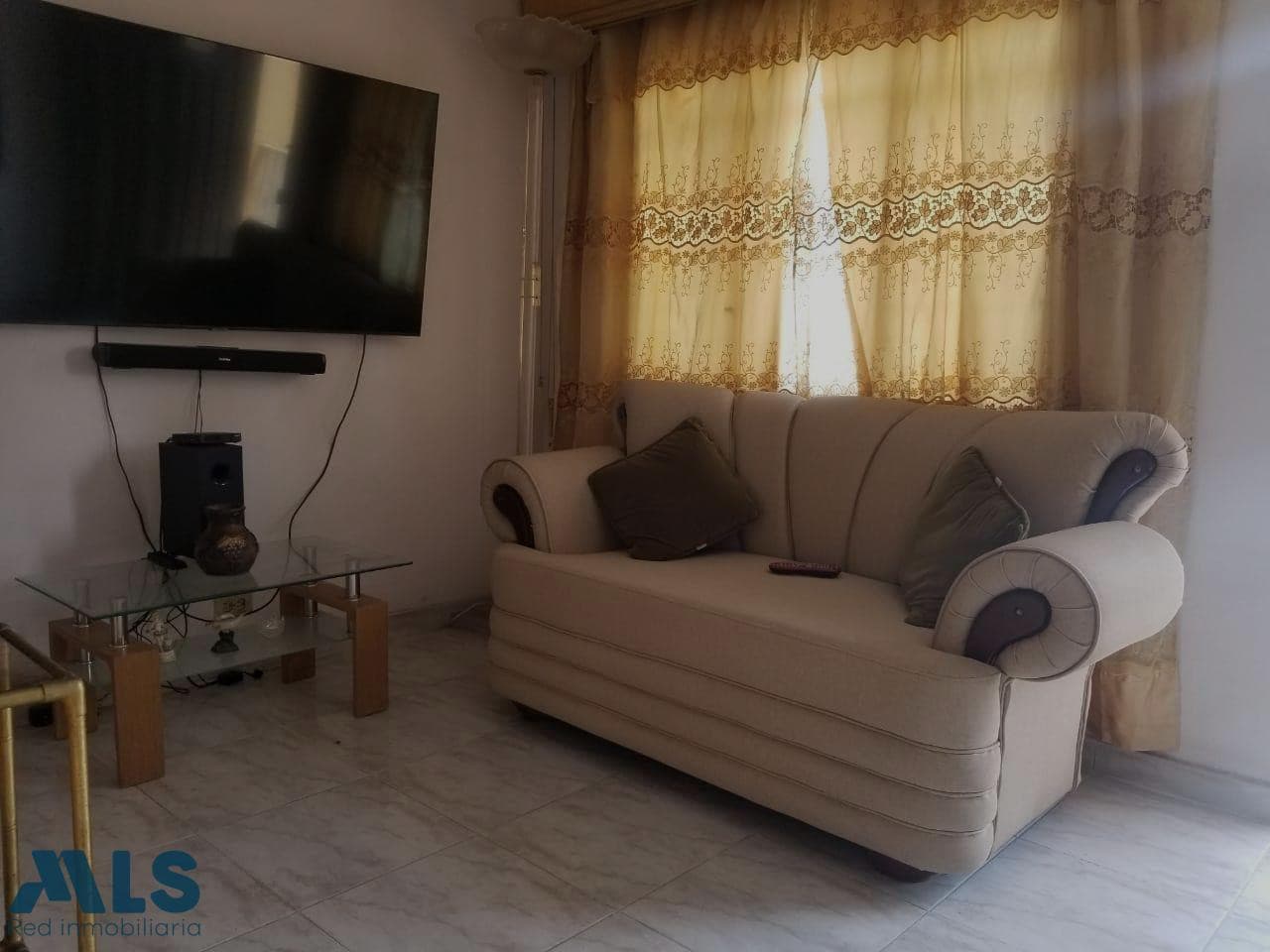 Casa en venta en Prado, Norte, Bello — foto 1 de 16