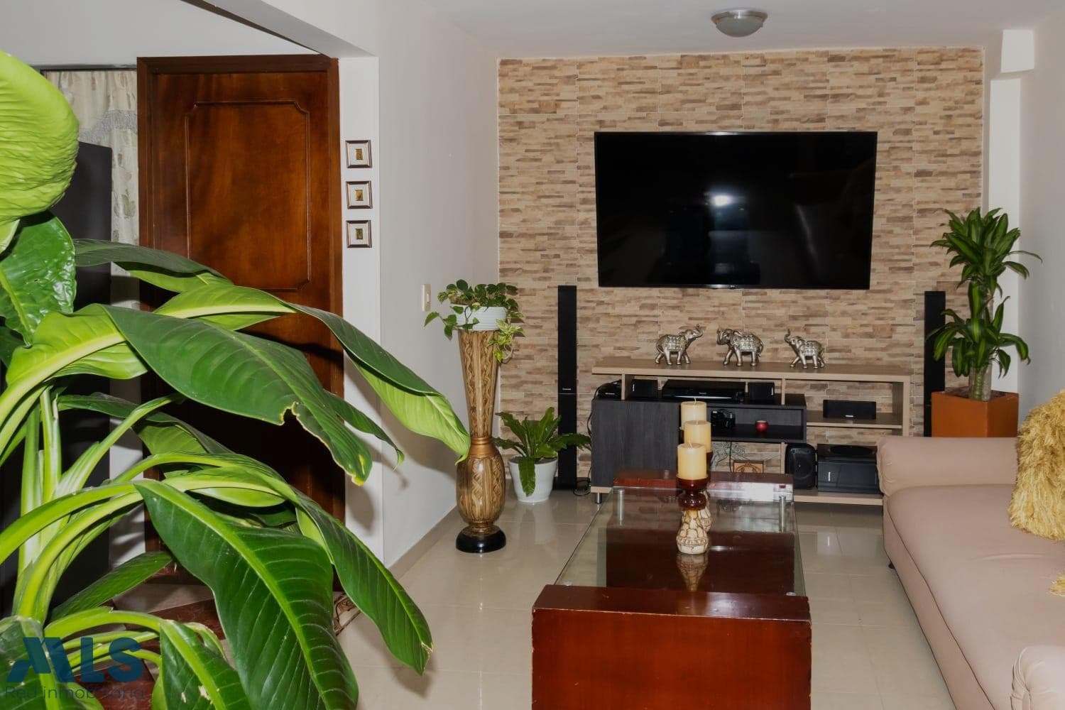 Casa en venta en Milán Vallejuelos, Aburra Sur, Envigado — foto 1 de 29