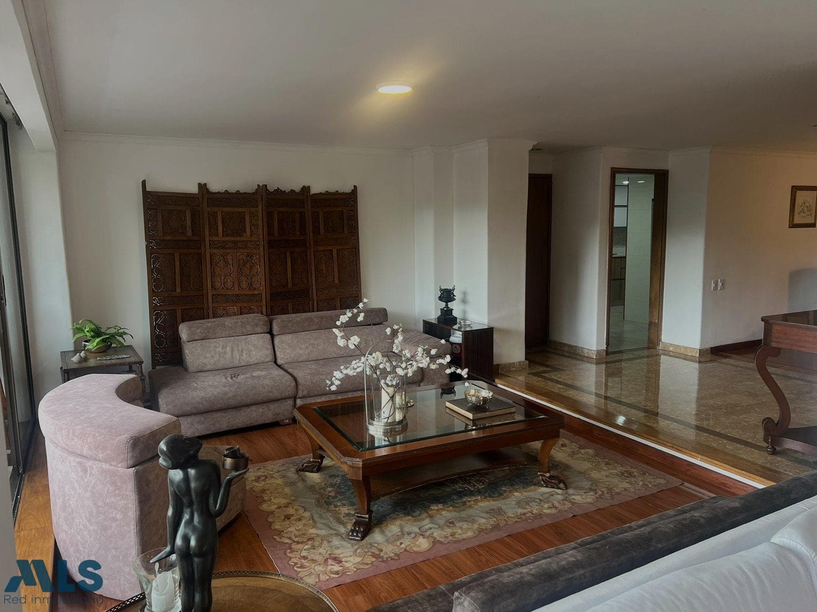 Apartamento en venta en San Lucas, Poblado, Medellín — foto 1 de 29