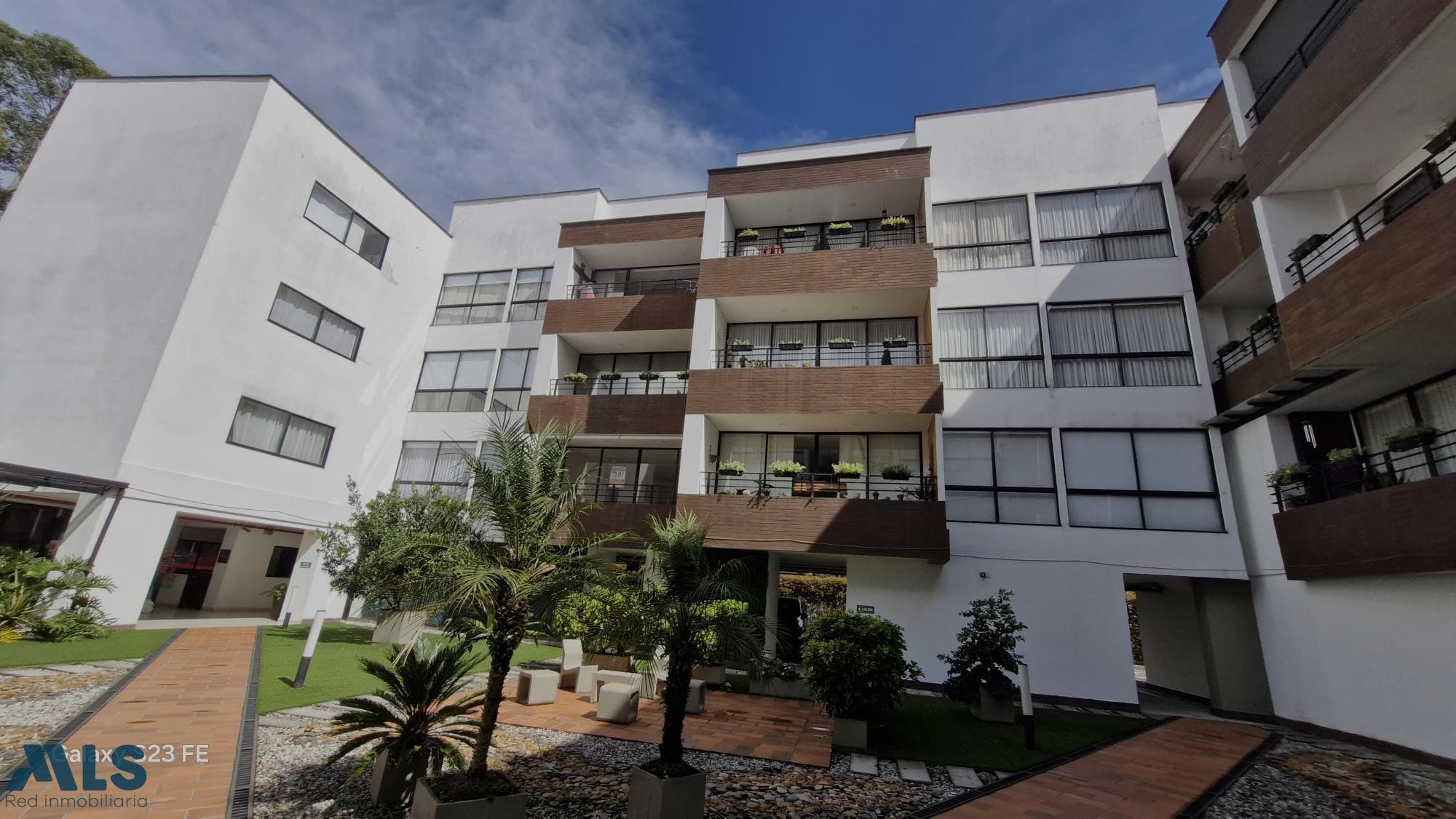 Apartamento en venta en Urbano, Oriente Antioqueño, El Retiro — foto 1 de 13