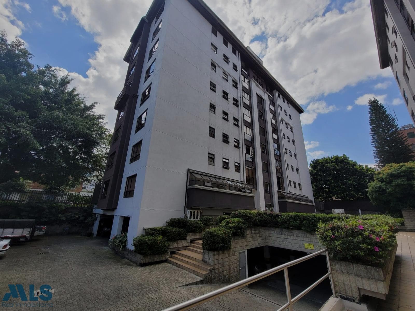 Apartamento en venta en Astorga, Poblado, Medellín — foto 1 de 28