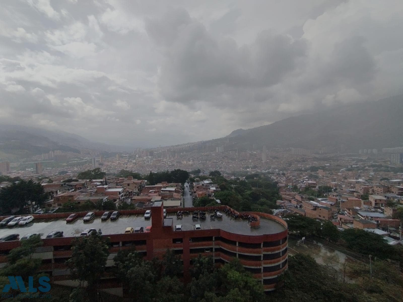 Apartamento en venta en El Mirador, Norte, Bello — foto 1 de 19