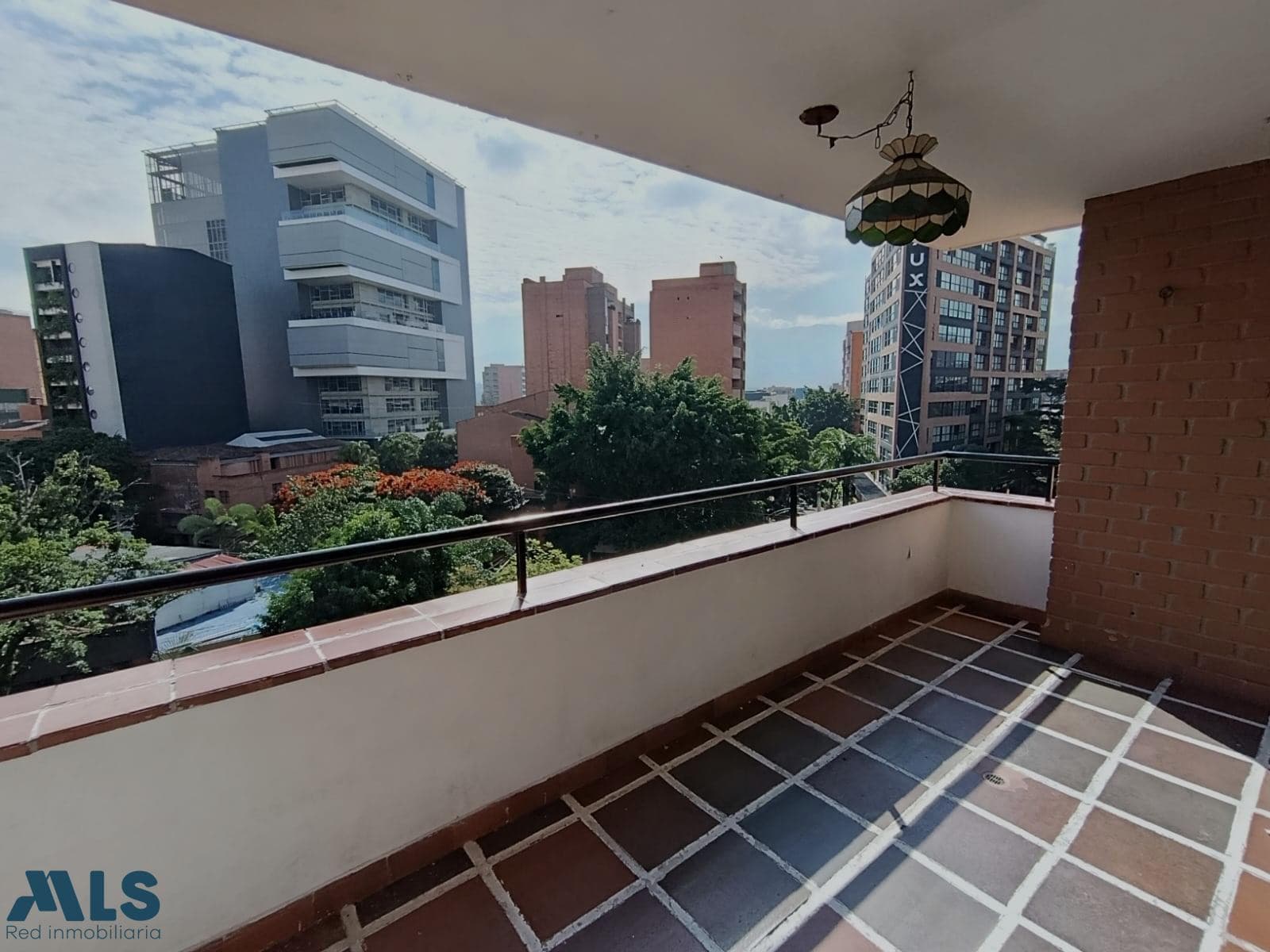 Apartamento en venta en Laureles, Medellín — foto 1 de 19