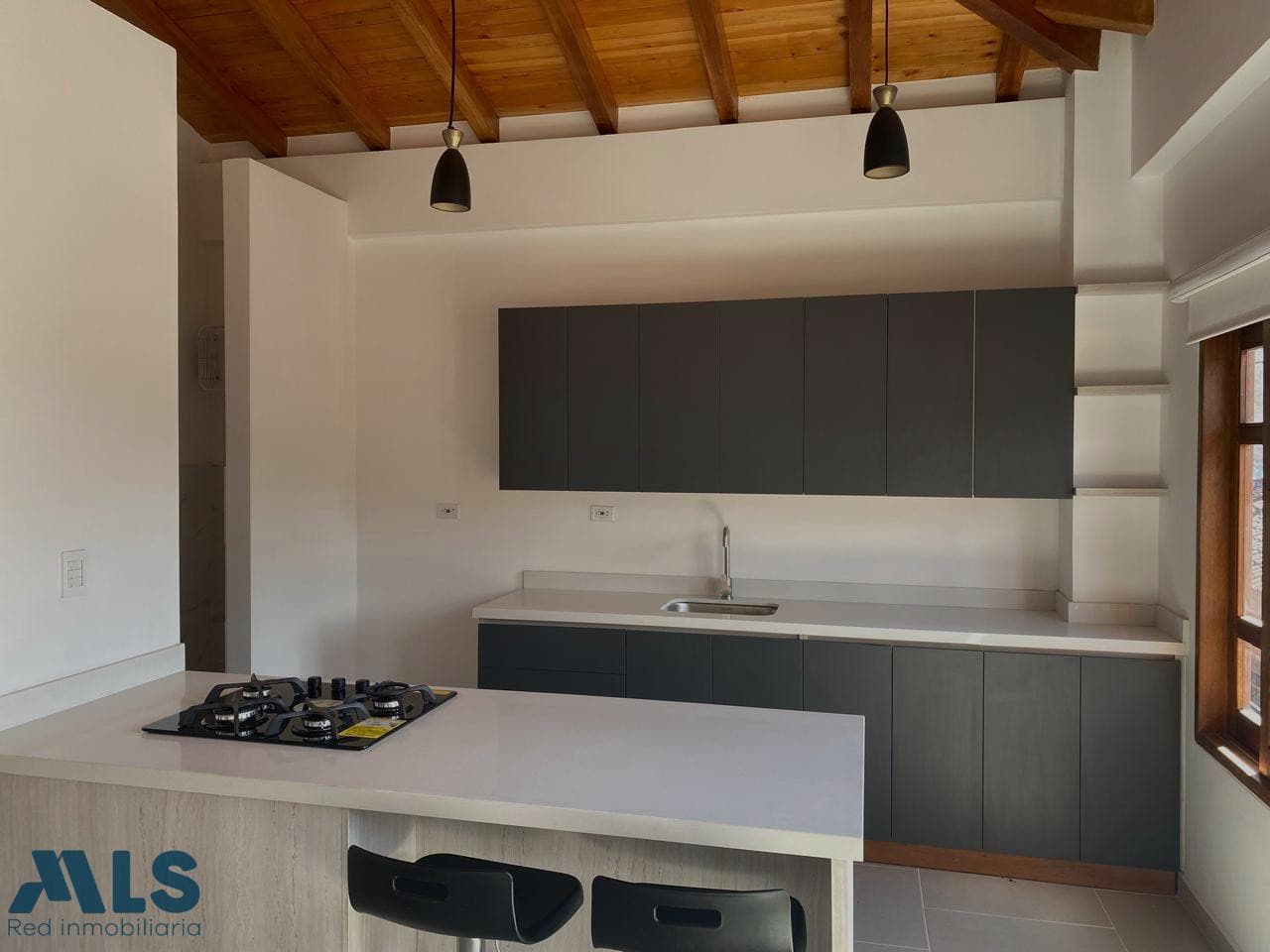 Apartamento en venta en Urbano, Oriente Antioqueño, El Retiro — foto 1 de 11