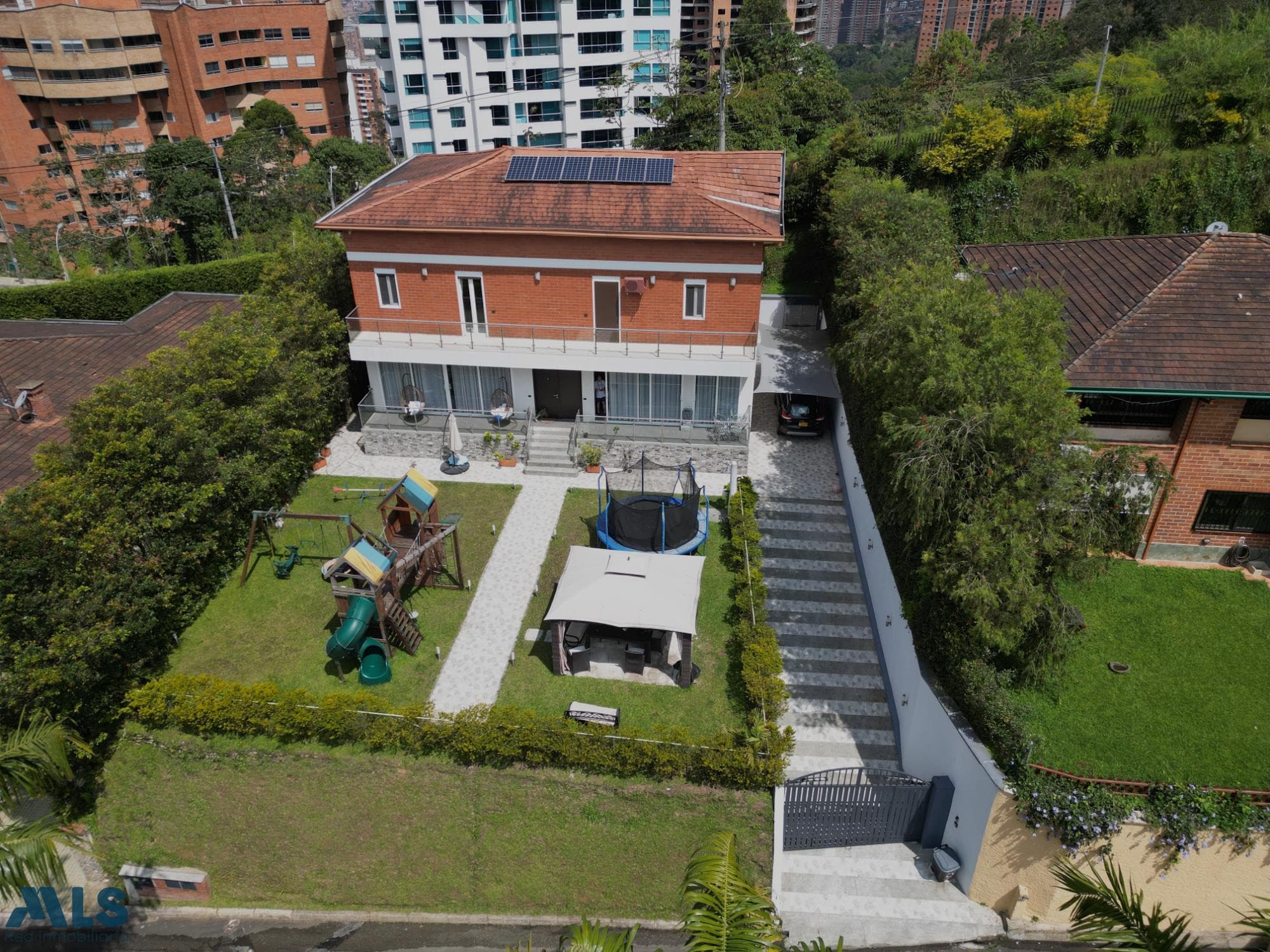 Casa en venta en La Doctora, Aburra Sur, Sabaneta — foto 1 de 27