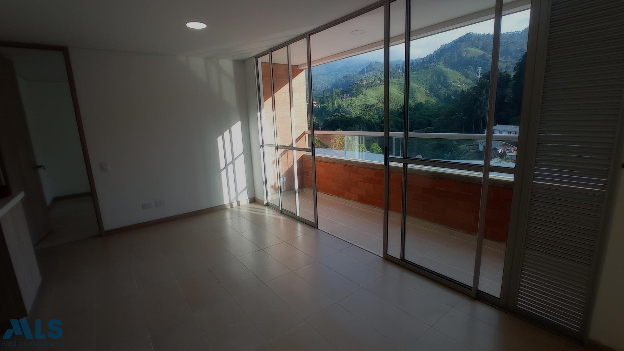 Apartamento en venta en Loma De San Jose, Aburra Sur, Sabaneta — foto 1 de 12