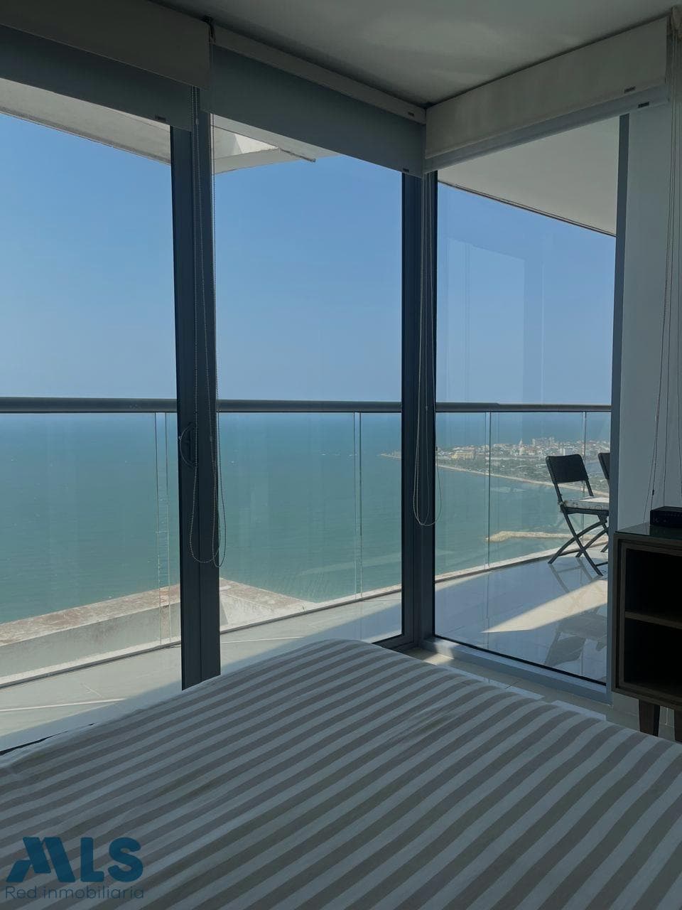 Apartamento en venta en Boca Grande, Otras Zonas, Cartagena — foto 1 de 24