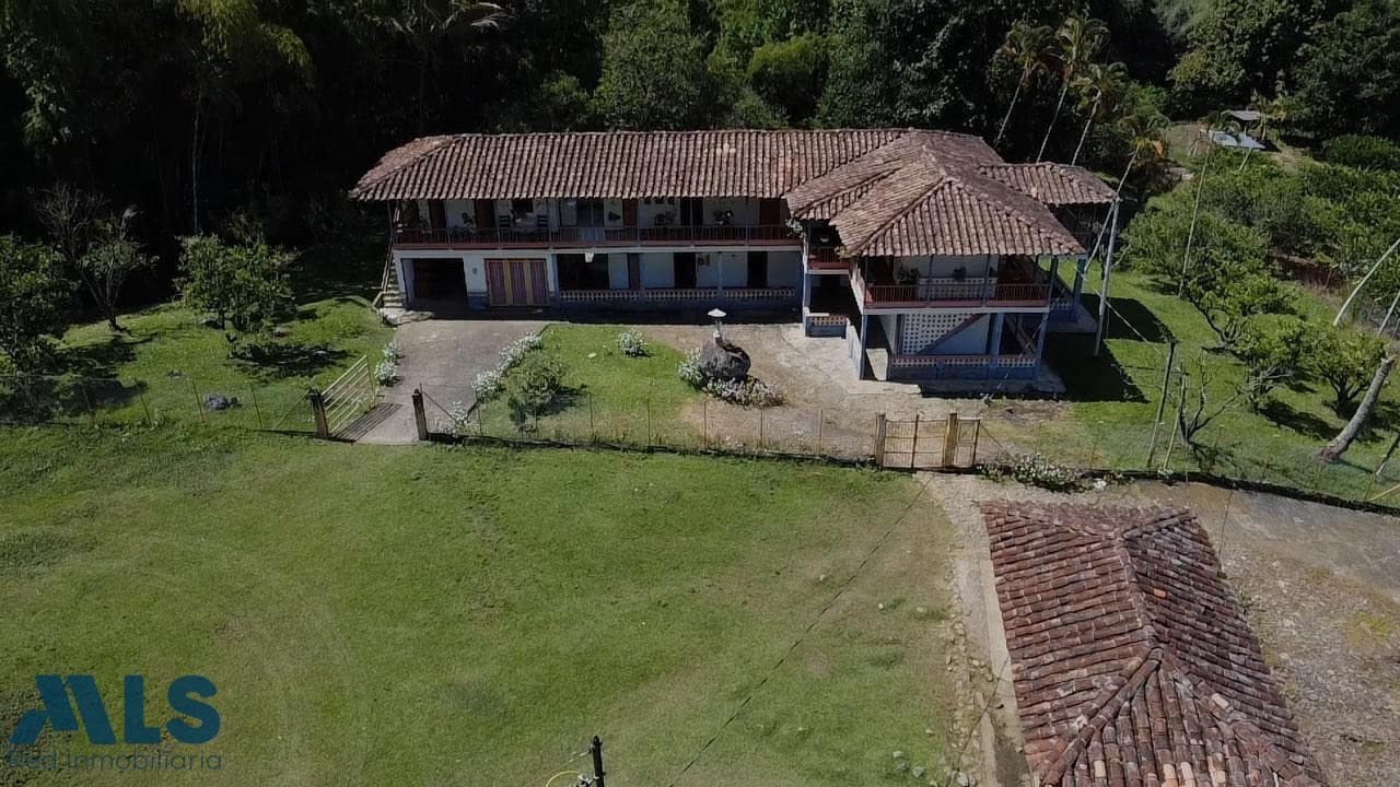Casa en venta en Cauca Viejo, Otras Zonas, Tarso — foto 1 de 20