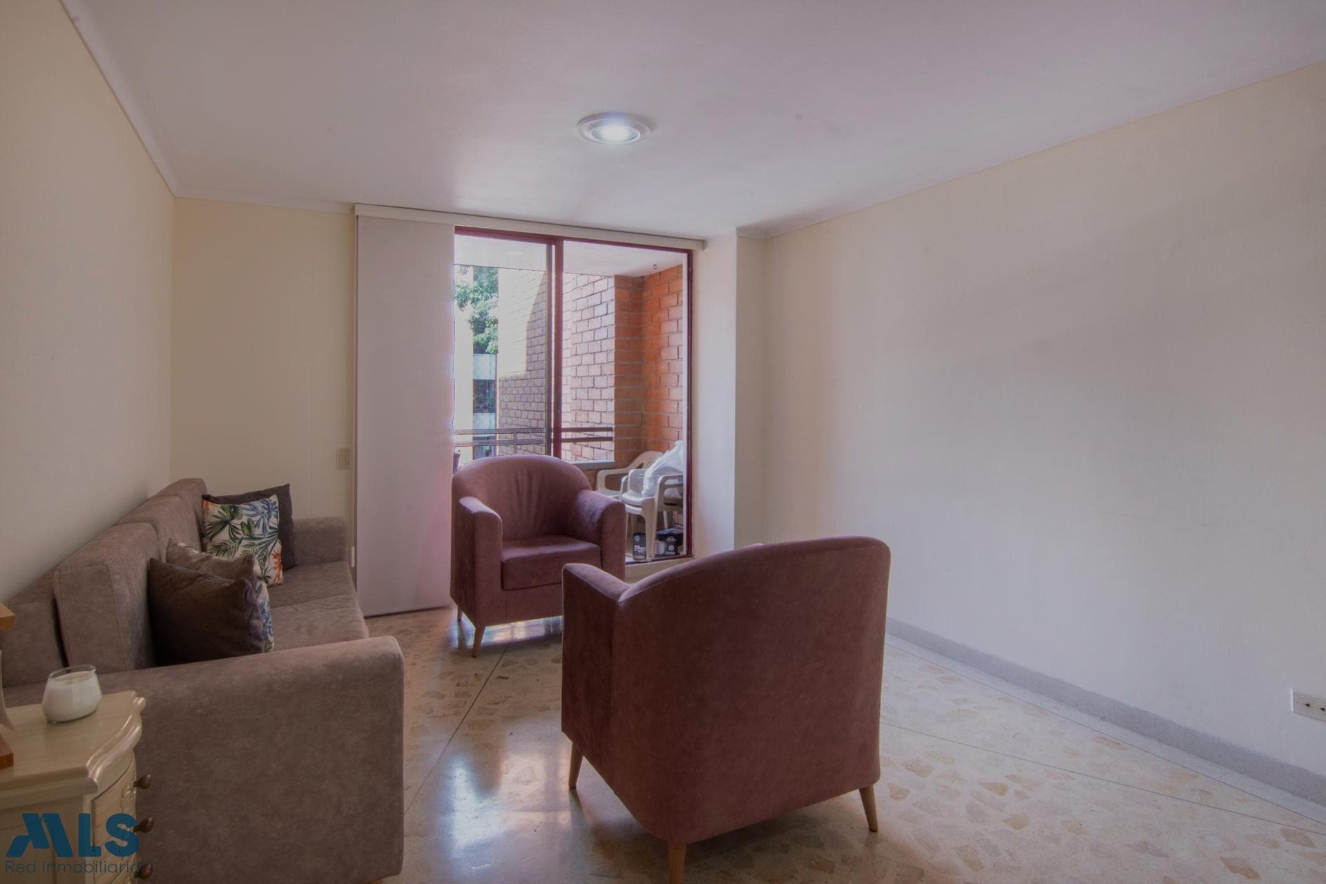 Apartamento en venta en La Castellana, Laureles, Medellín — foto 1 de 11