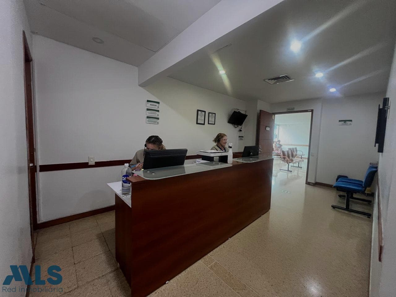 Consultorio en venta en Poblado, Medellín — foto 1 de 15