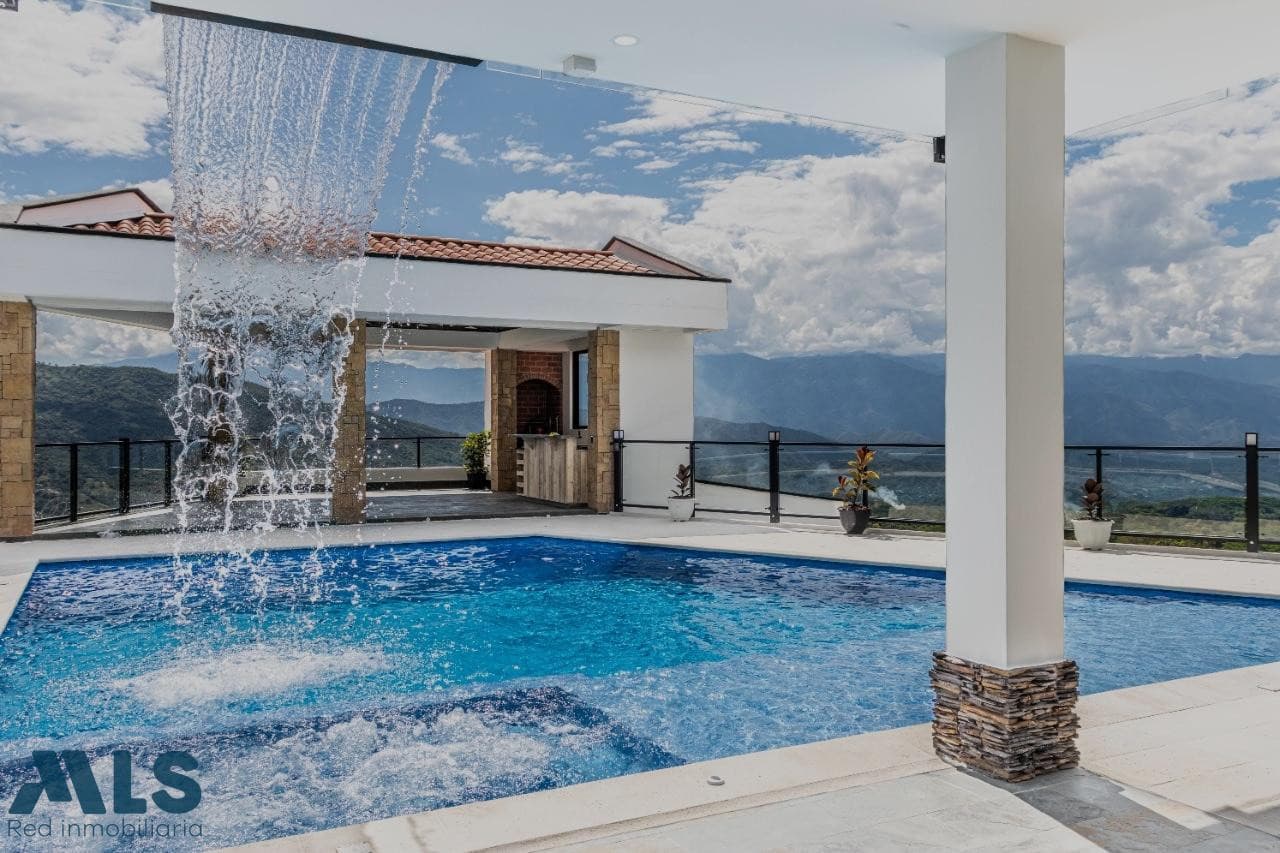 Finca Recreativa en venta en V. Veliguarin, Occidente Antioqueño, San Jerónimo — foto 1 de 38