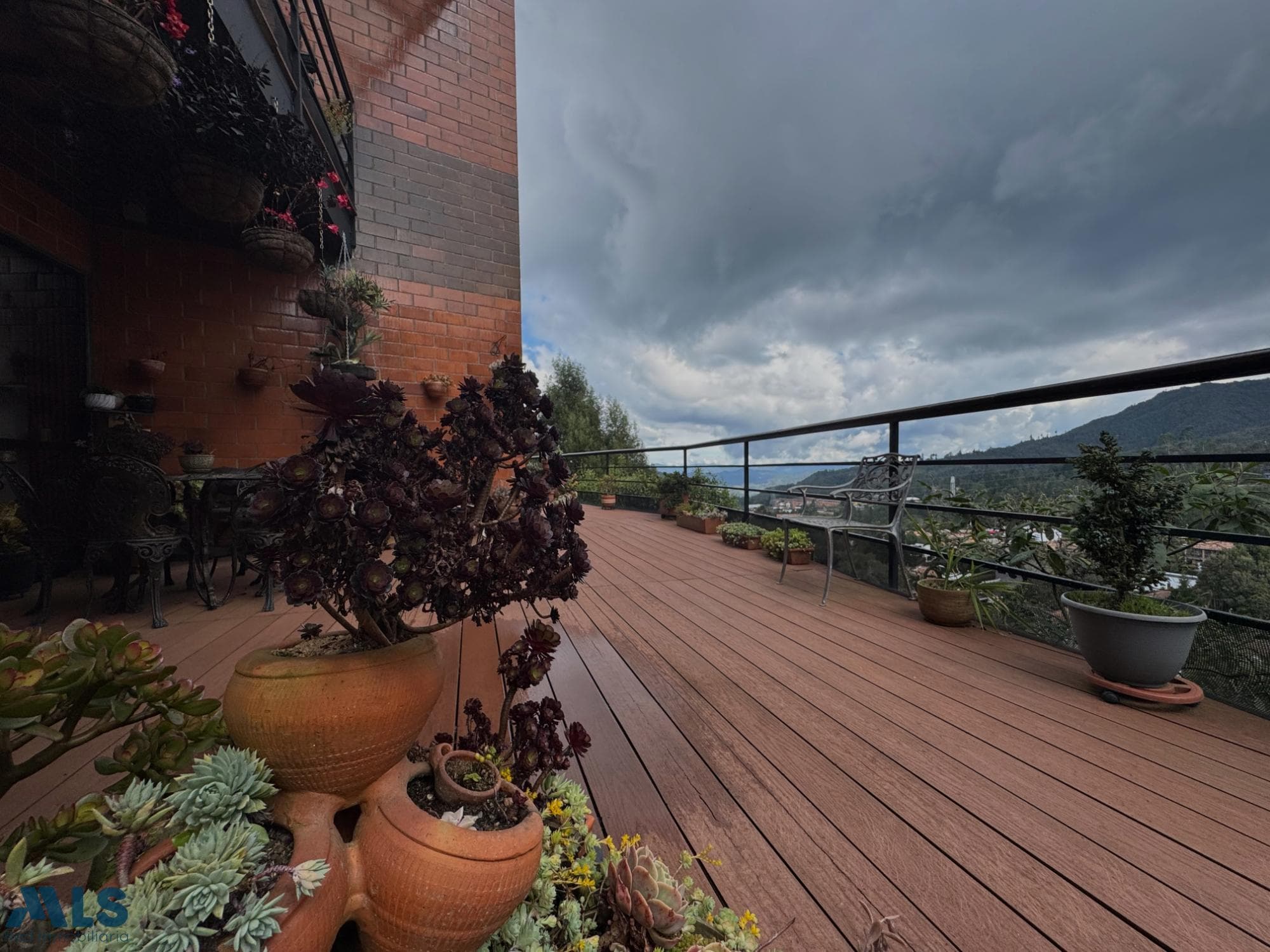 Casa en venta en Loma Del Escobero, Aburra Sur, Envigado — foto 1 de 48