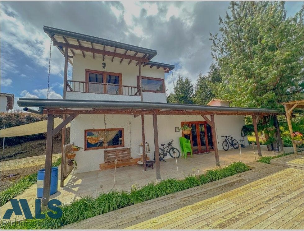 Casa en venta en Rural, Oriente Antioqueño, Guarne — foto 1 de 20