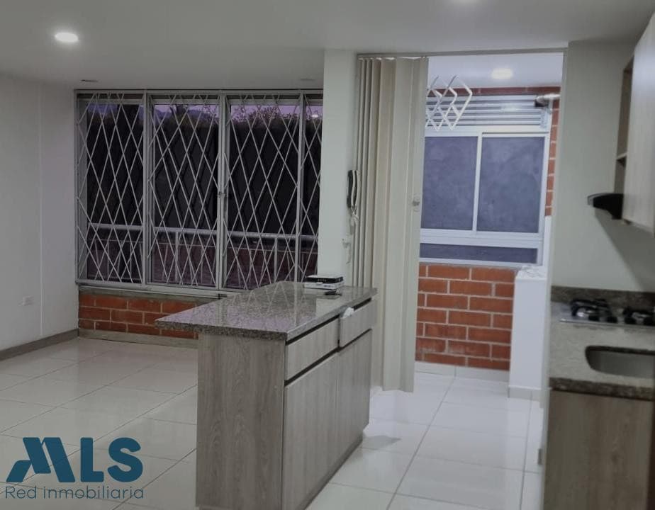 Apartamento en venta en Urbano (la, Oriente Antioqueño, La Ceja — foto 1 de 17