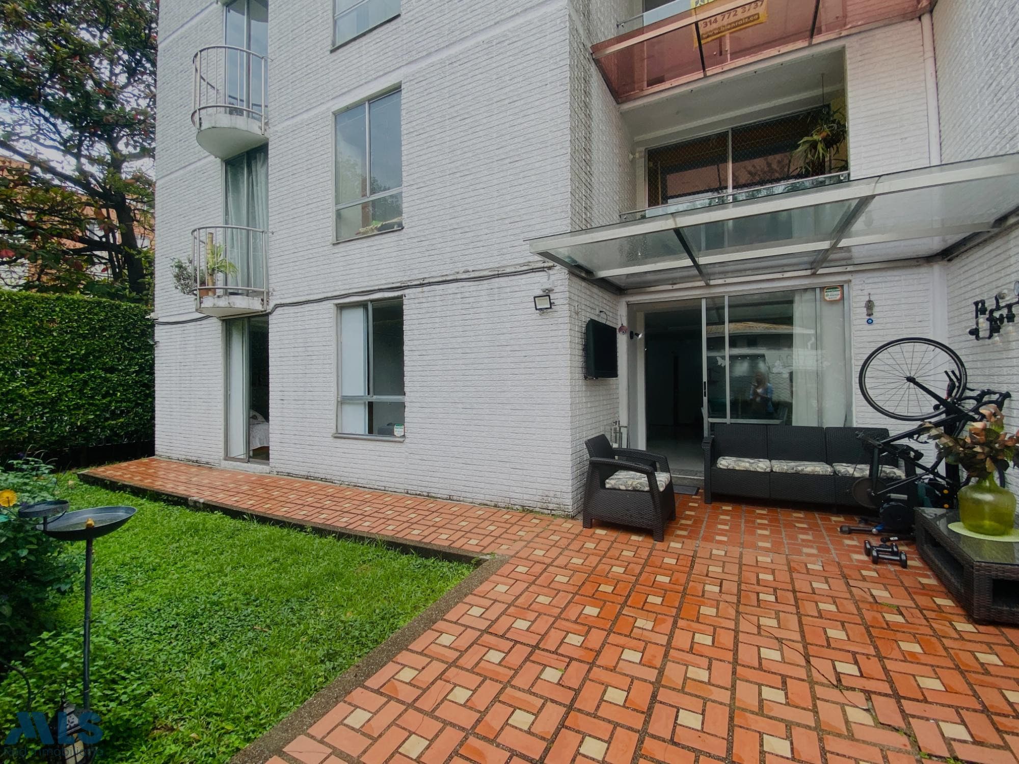 Apartamento en venta en Santa Maria De Los Angeles, Poblado, Medellín — foto 1 de 12