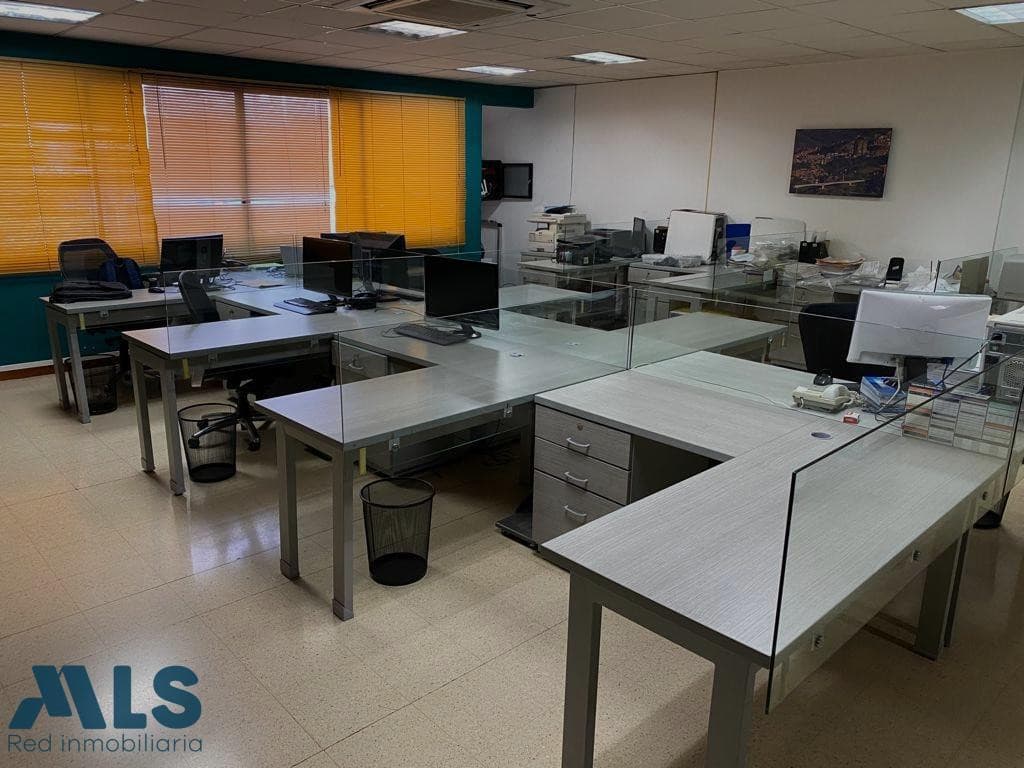 Oficina en venta en Belén Guayabal, Medellín — foto 1 de 12