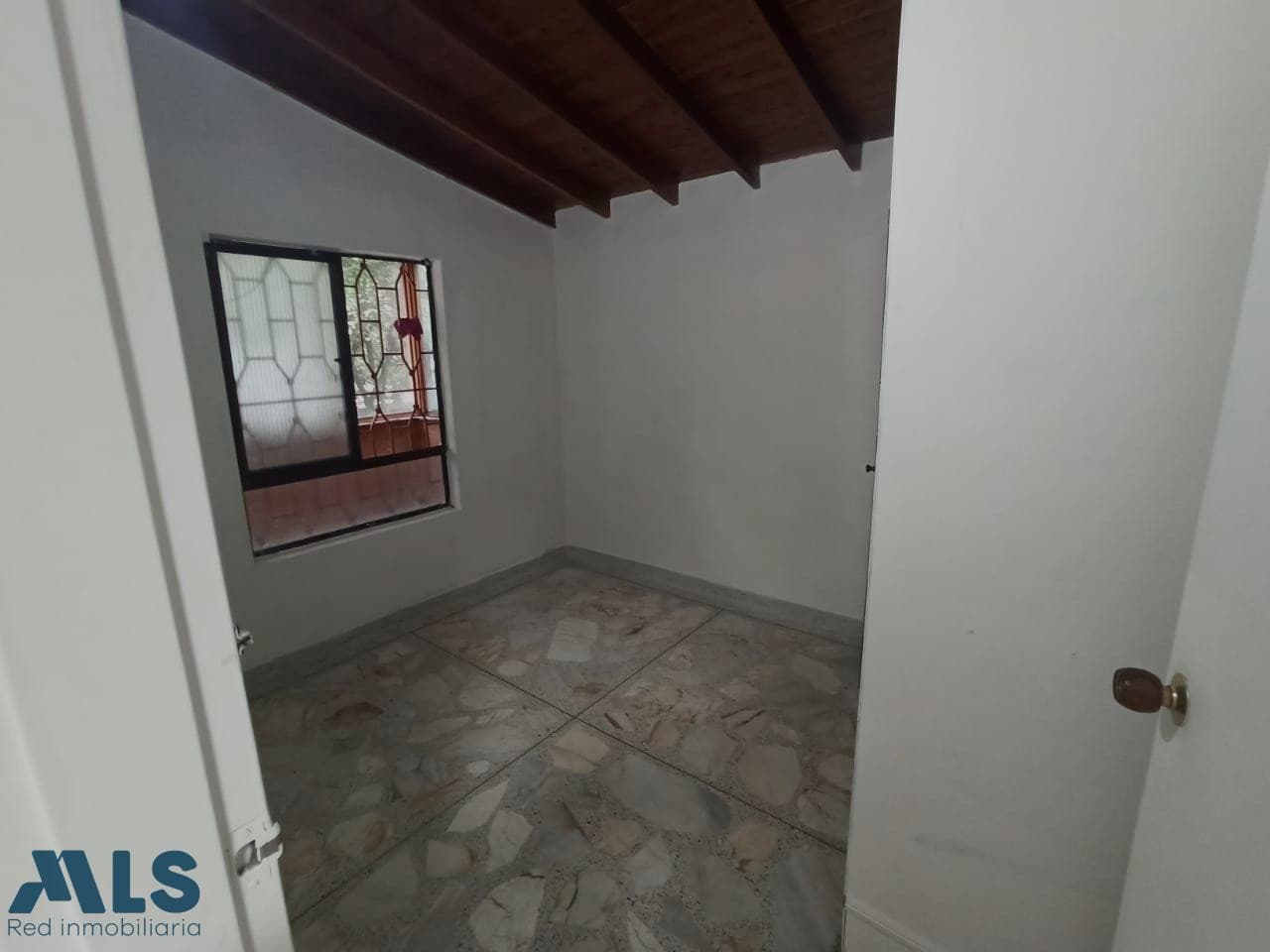 Casa en venta en San Pablo, Belén Guayabal, Medellín — foto 1 de 9
