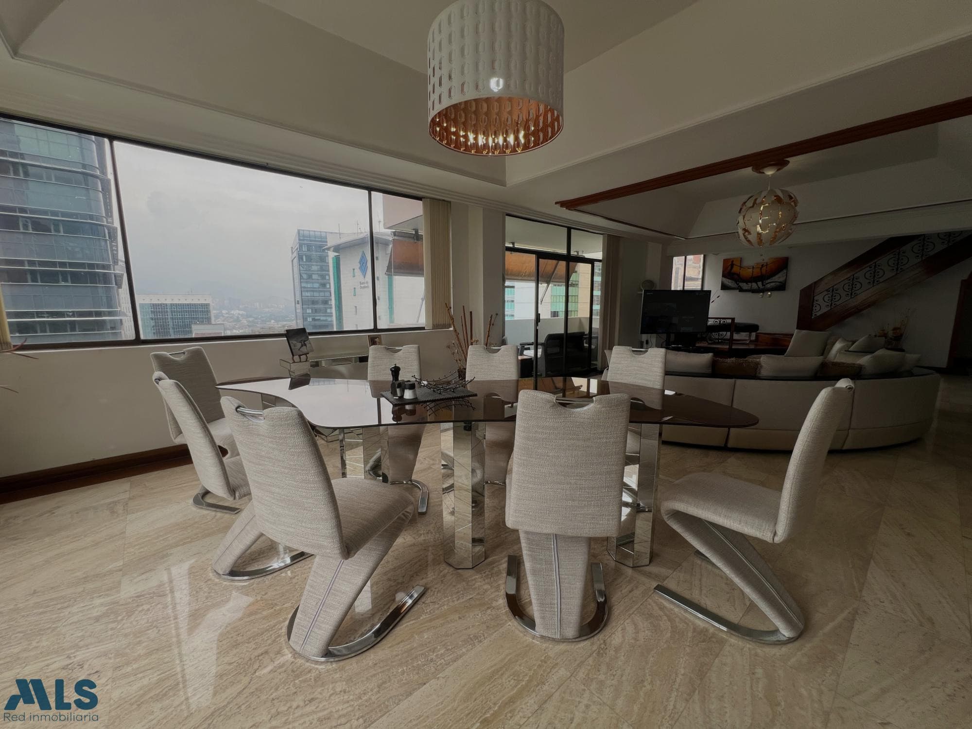 Apartamento en venta en Milla De Oro, Poblado, Medellín — foto 1 de 8